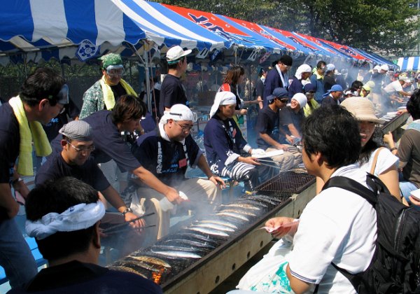 目黒のさんま祭2004